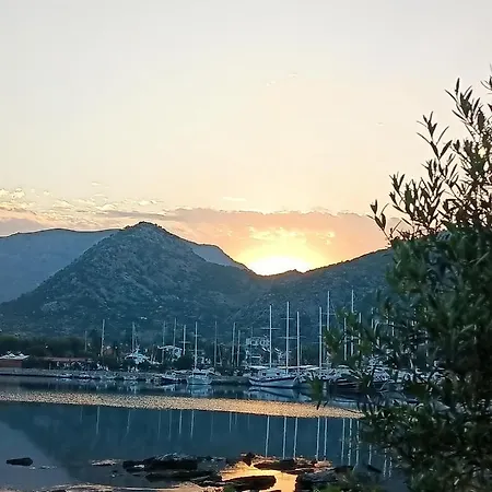 Couette-café Guelsuem Butik Otel Marmaris